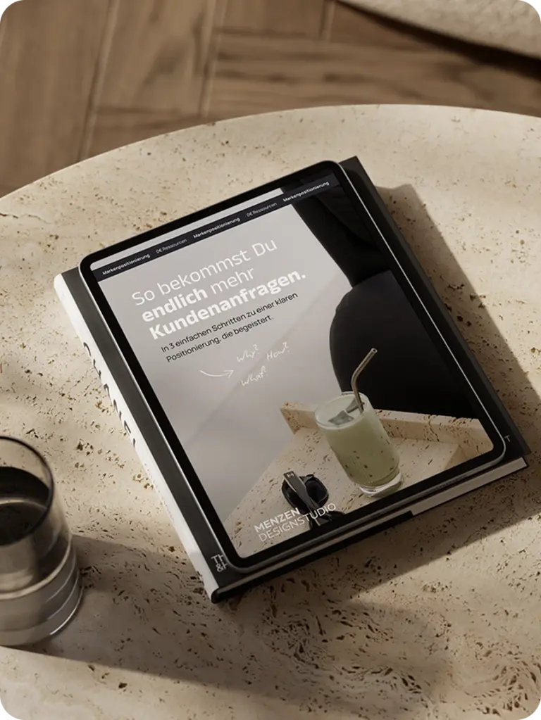 Kostenfreie pdf für das Gewinnen von neuen Kunden auf Tablet