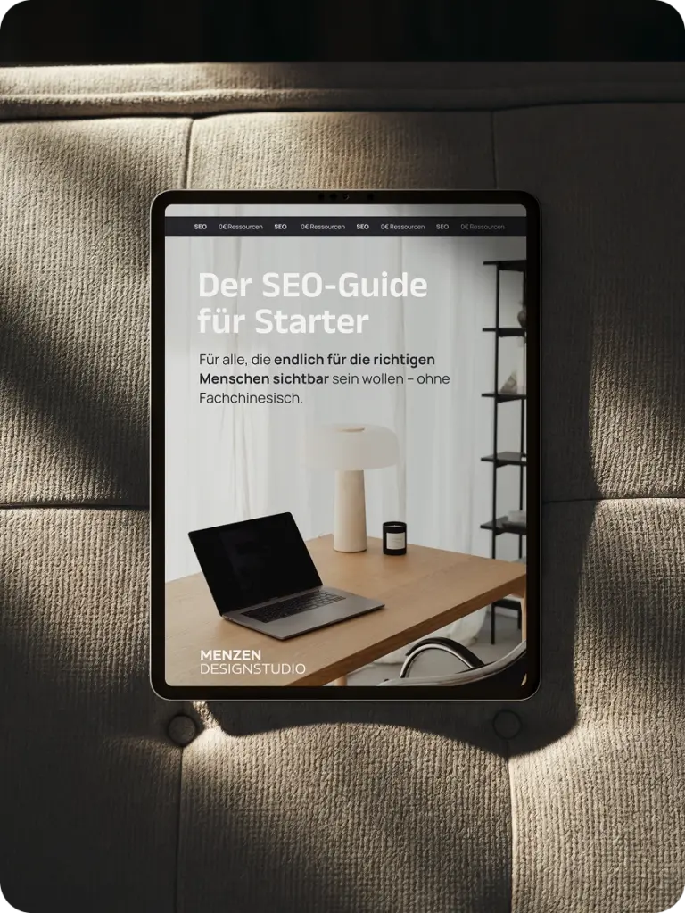 Digitaler SEO-Guide auf Tablet dargestellt
