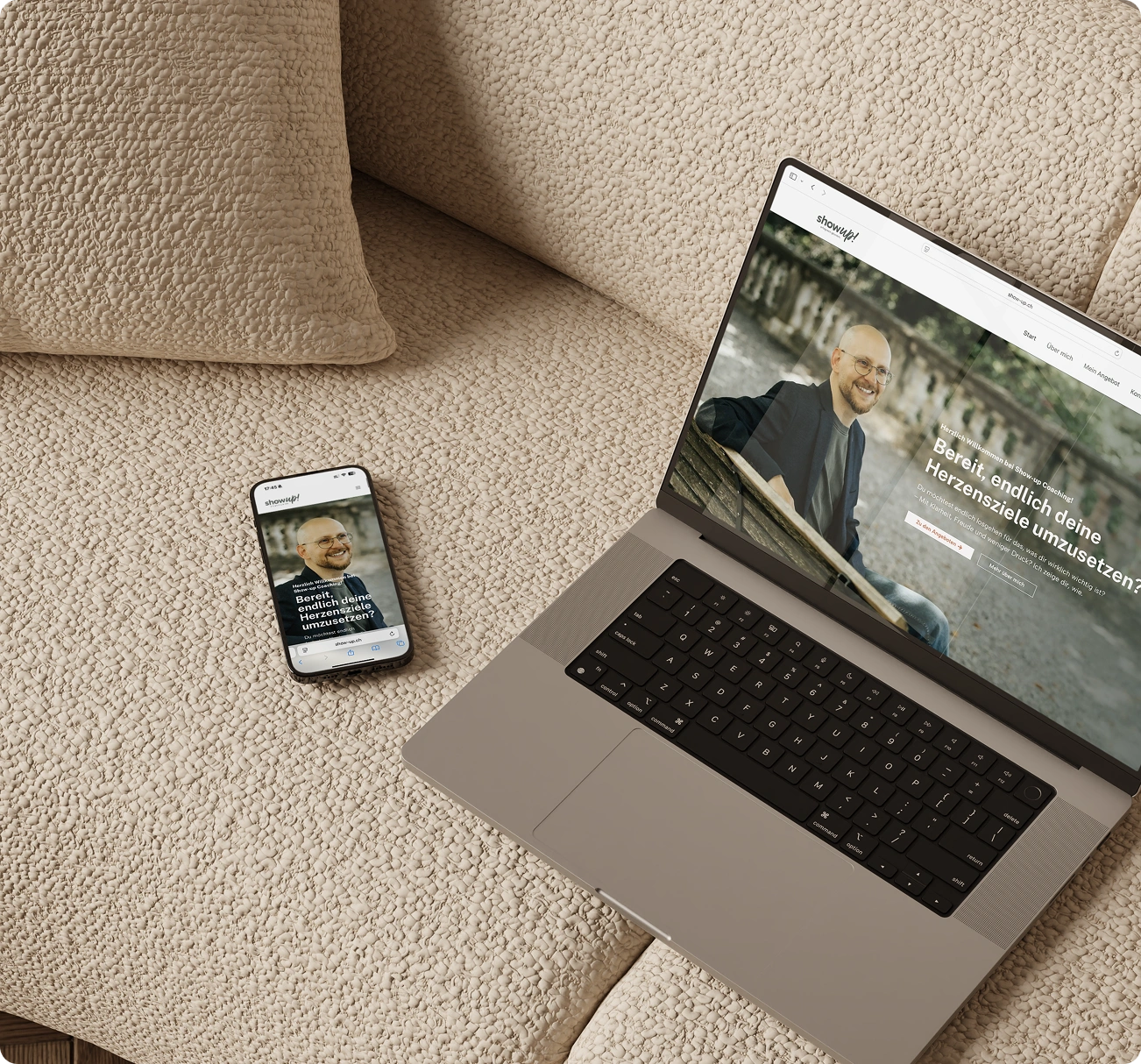 Responsive Website eines Life-Coaches - gezeigt auf Laptop und Smartphone